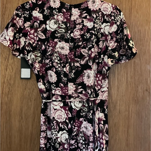 Free Press Floral Wrap Long dress BNWT size S side tie slit up side - Picture 7 of 7